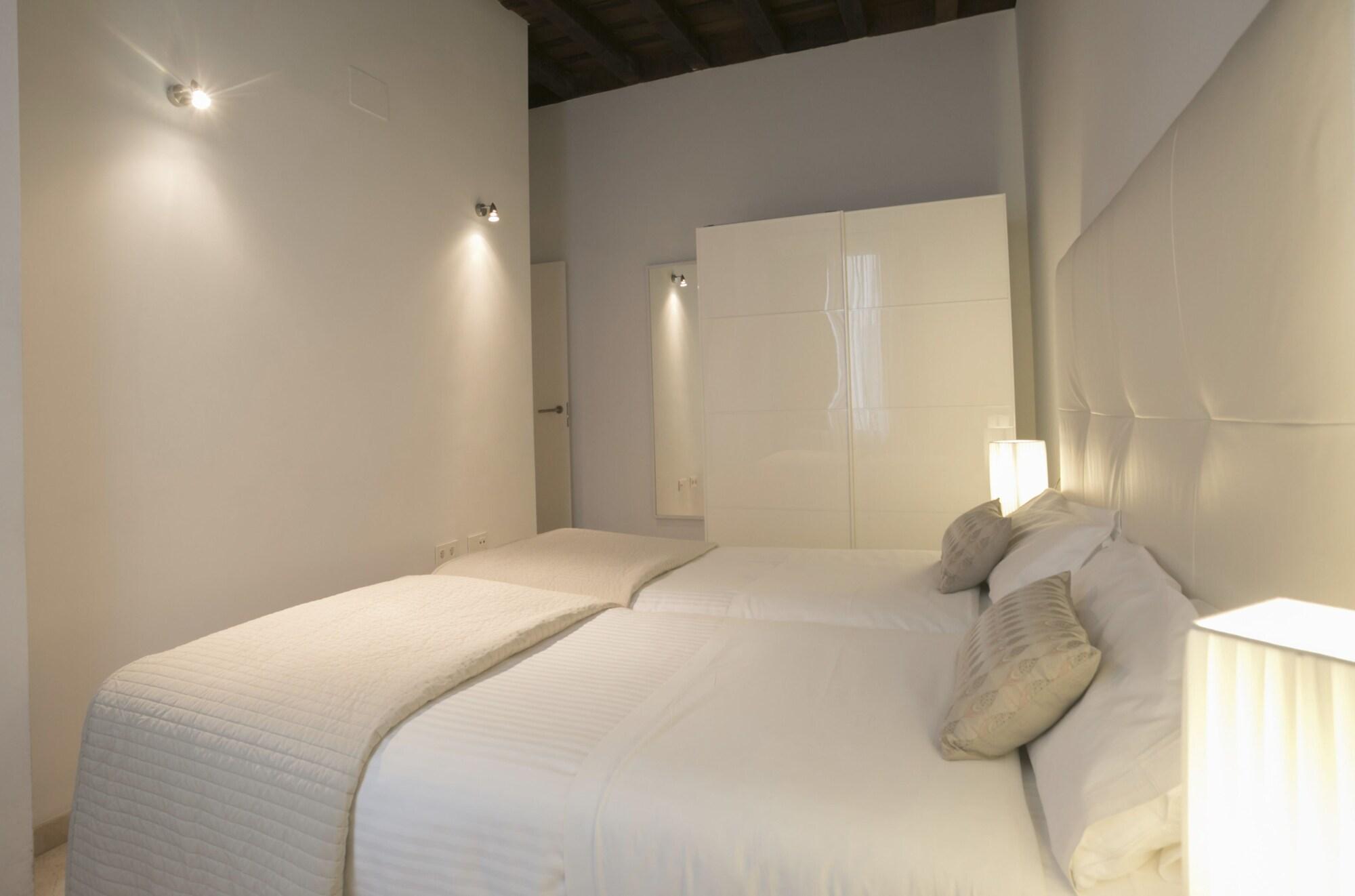Elvira Suites Гранада Екстер'єр фото