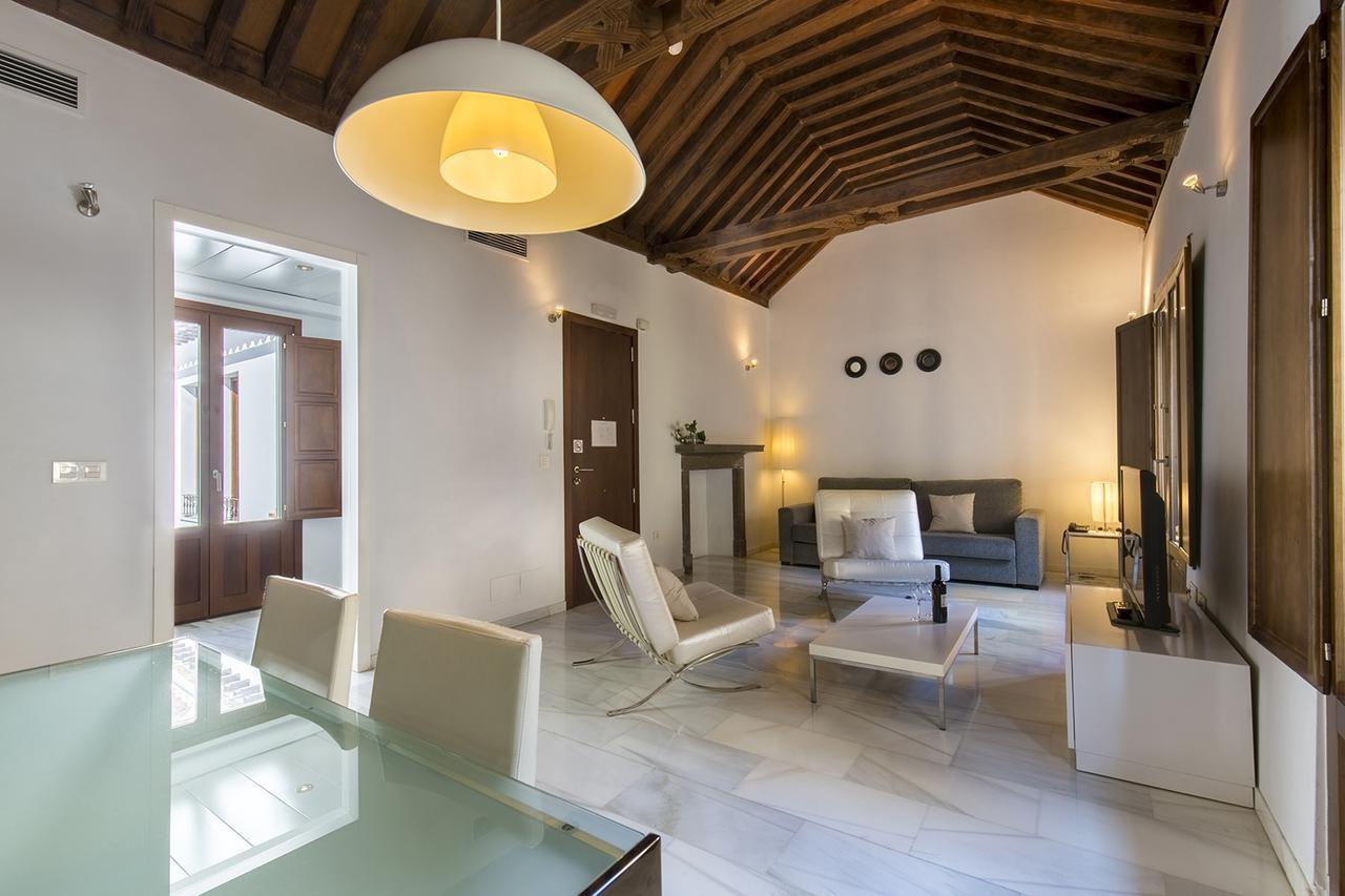 Elvira Suites Гранада Екстер'єр фото