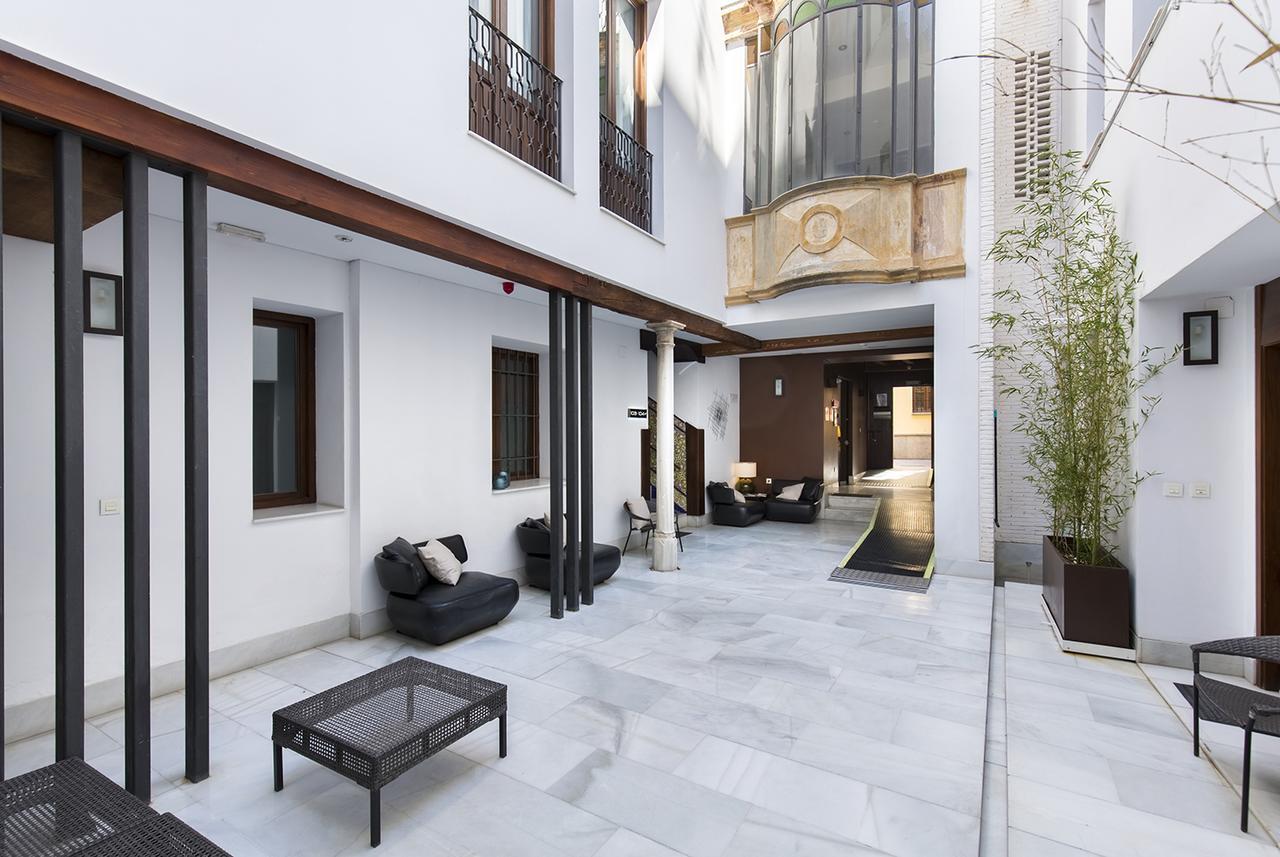 Elvira Suites Гранада Екстер'єр фото