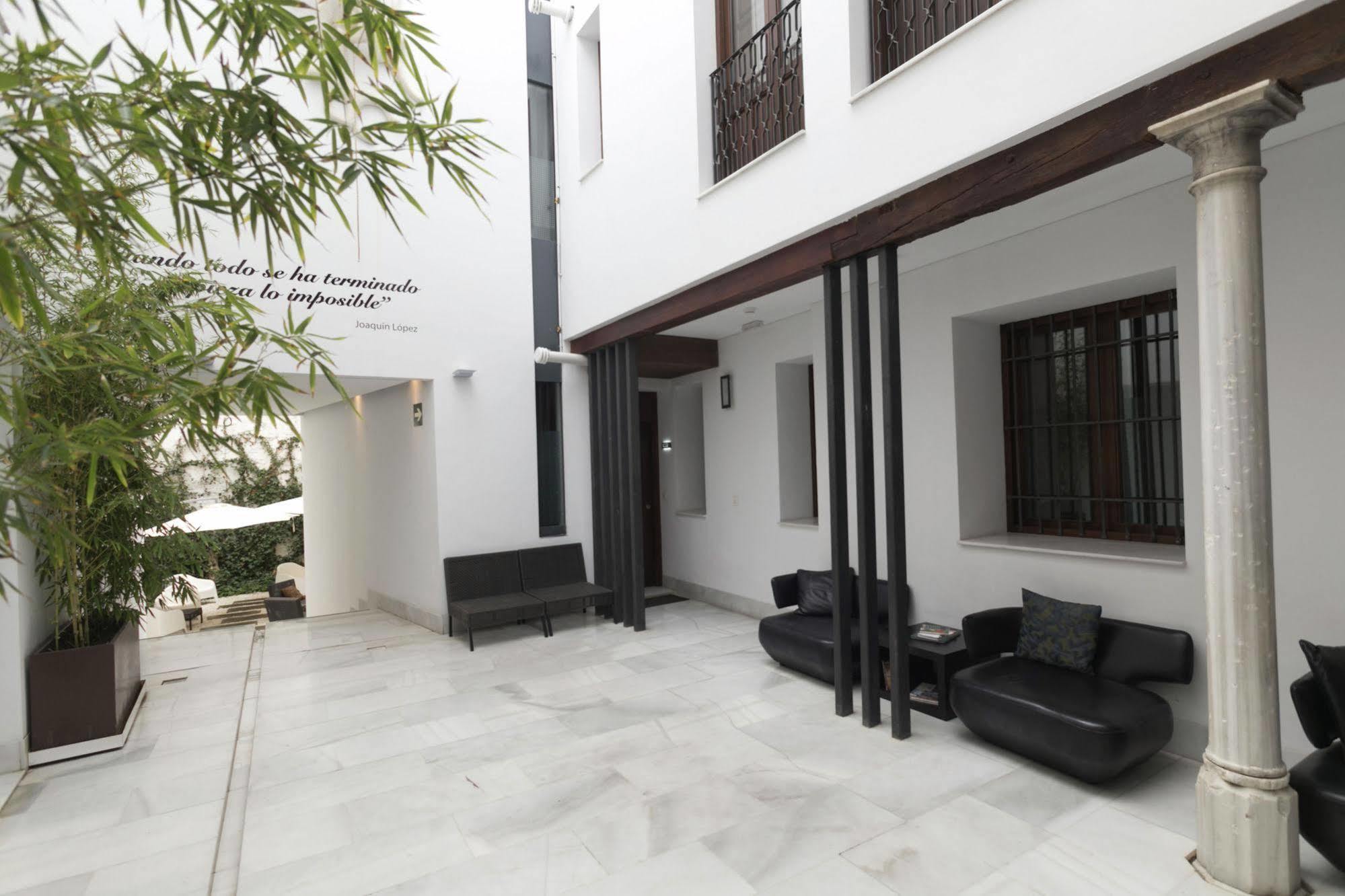 Elvira Suites Гранада Екстер'єр фото